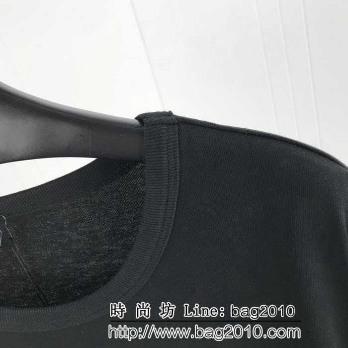 MONCLER蒙口 19ss早春新款 綠色毛巾布刺繡圖案 袖口最新笑臉貼章 黑色男款短袖 ydi2397